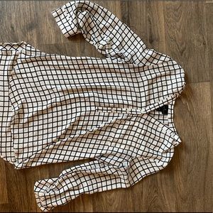 Office-wear, checkered top